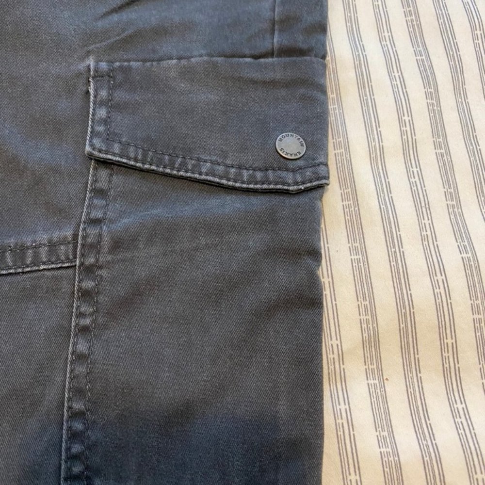Mountain Khakis Slate Calamity Slim-Fit Cargo Pant 8 P - Picture 7 of 9